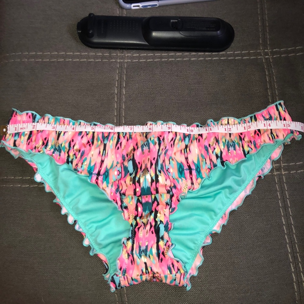 Cheeky patterned bottoms